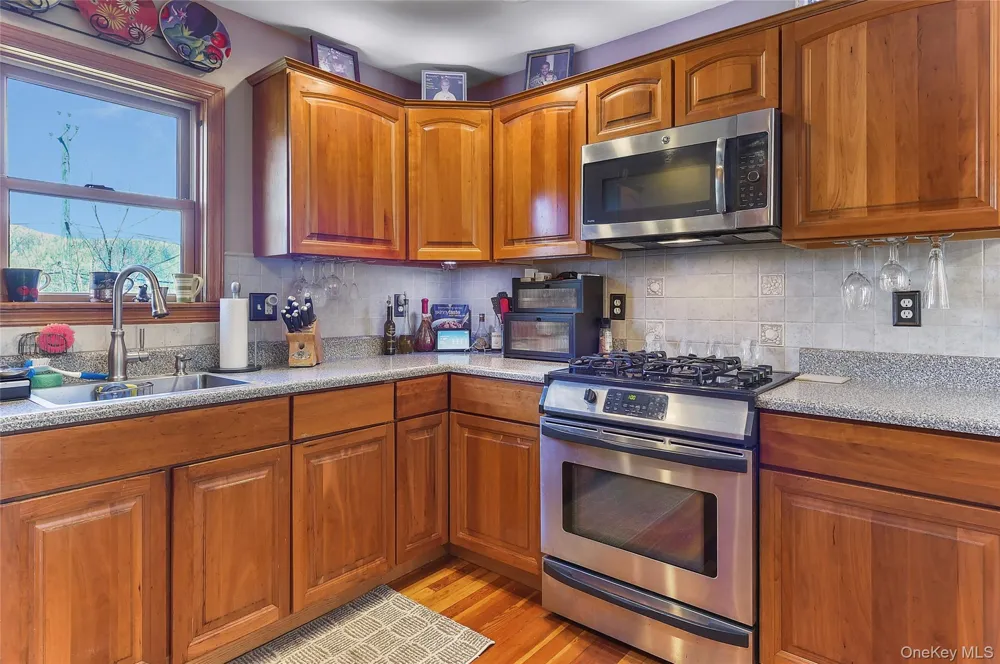 94 Randall Street Florida, NY 10921