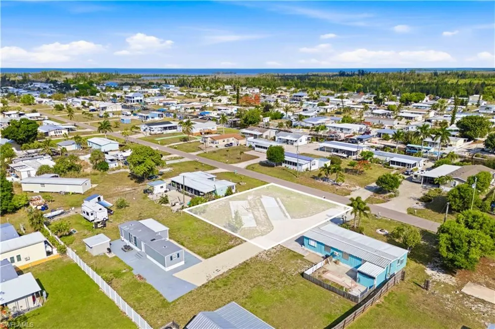 4841 Sandpiper Drive St. James City, FL 33956