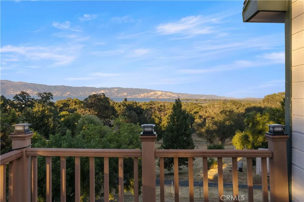 2210 Cedar Hill Way Lakeport, CA 95453