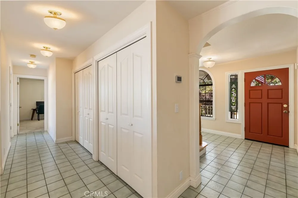 2210 Cedar Hill Way Lakeport, CA 95453