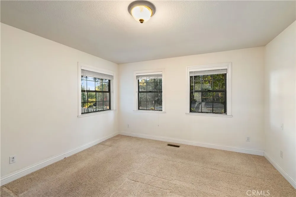 2210 Cedar Hill Way Lakeport, CA 95453