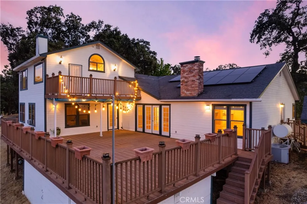 2210 Cedar Hill Way Lakeport, CA 95453