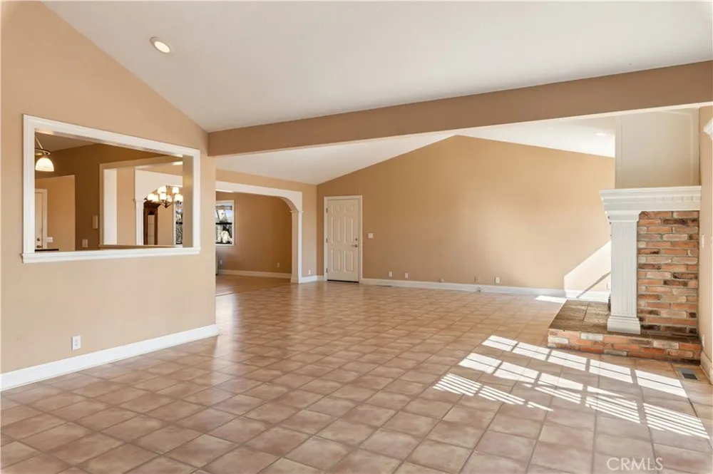 2210 Cedar Hill Way Lakeport, CA 95453