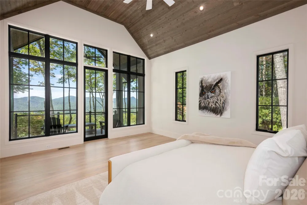 519 Eagle Drive Sapphire, NC 28774