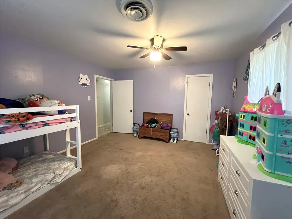 131 Walker Avenue Lolita, TX 77971