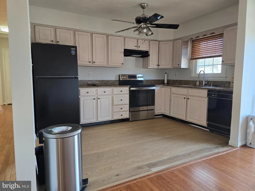 8907 CHAD WAY Clinton, MD 20735