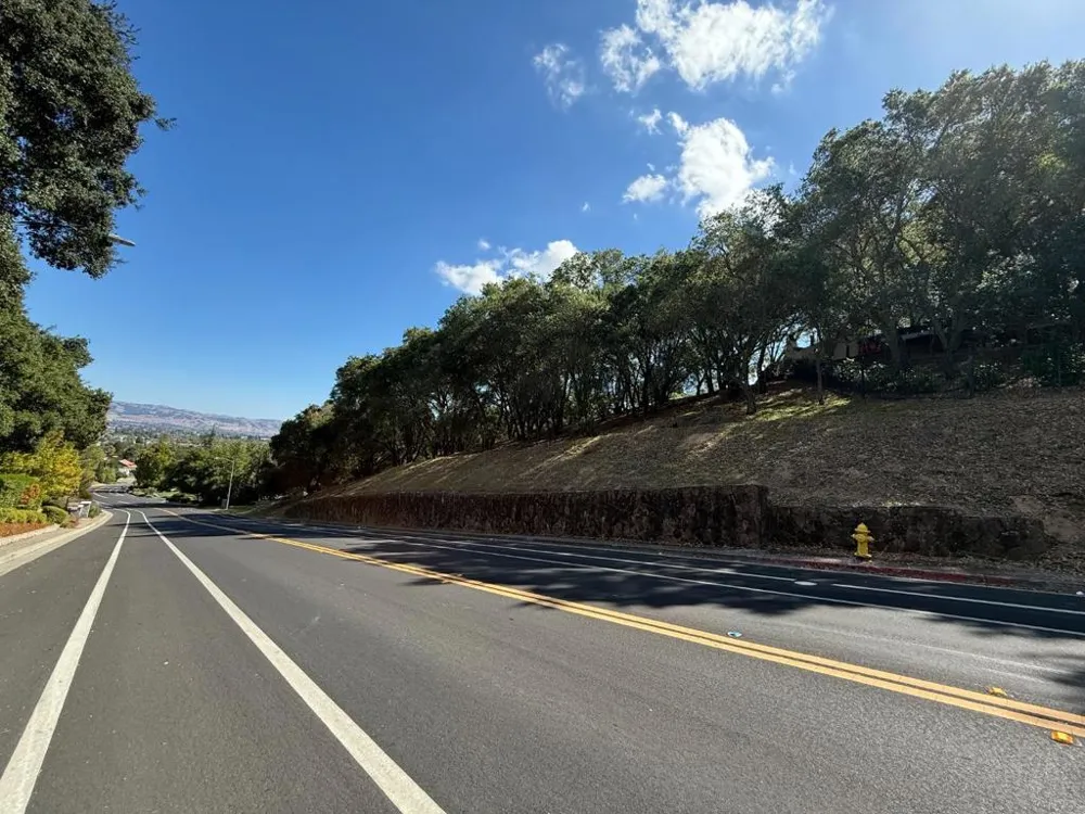 1920 Mantelli Drive Gilroy, CA 95020