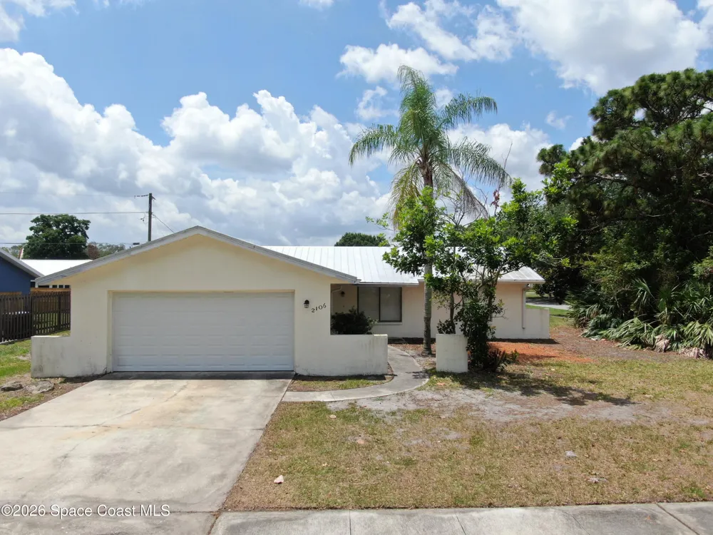 2106 Tarrytown Lane