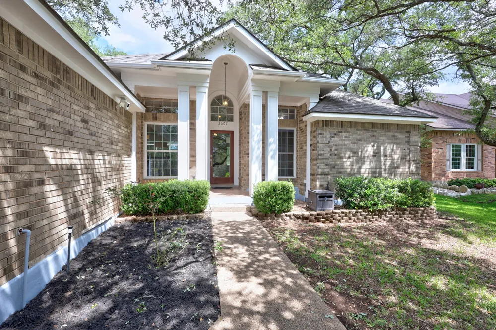 3607 Latimer Drive Austin, TX 78732