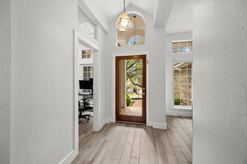 3607 Latimer Drive Austin, TX 78732