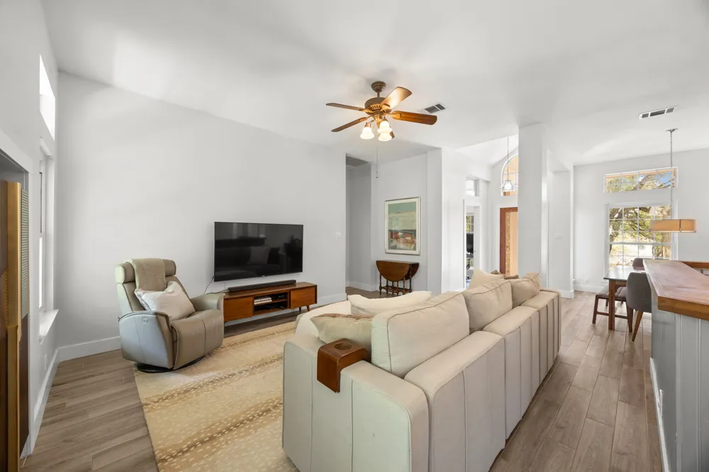 3607 Latimer Drive Austin, TX 78732