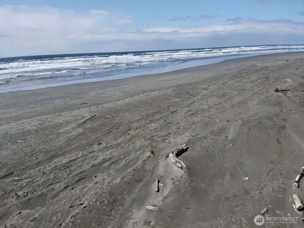 1007 Sand Castle Lane Westport, WA 98595