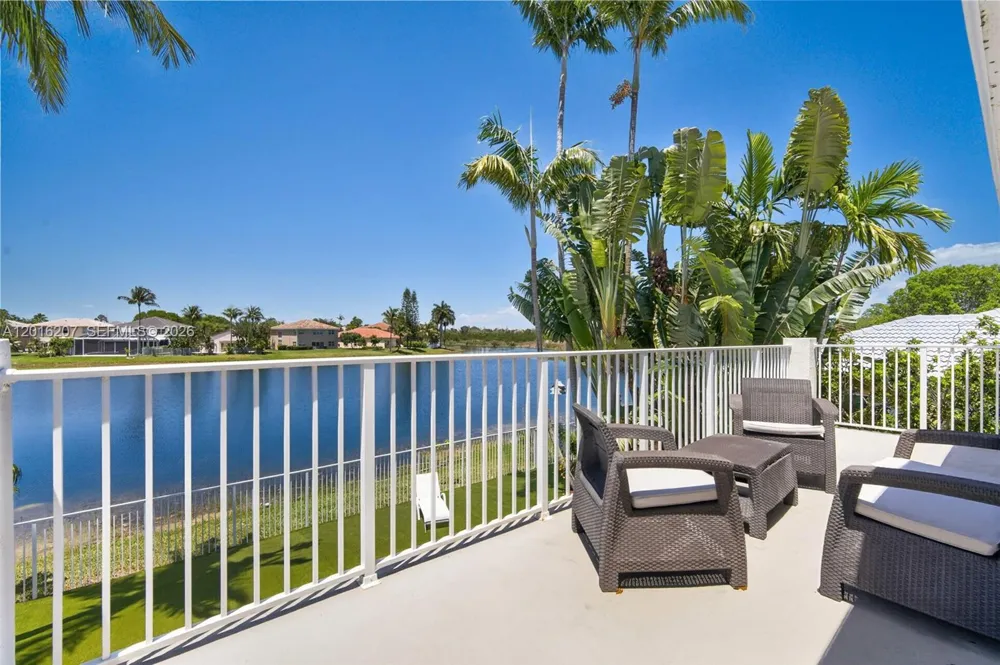 16735 NW 11th Street Pembroke Pines, FL 33028
