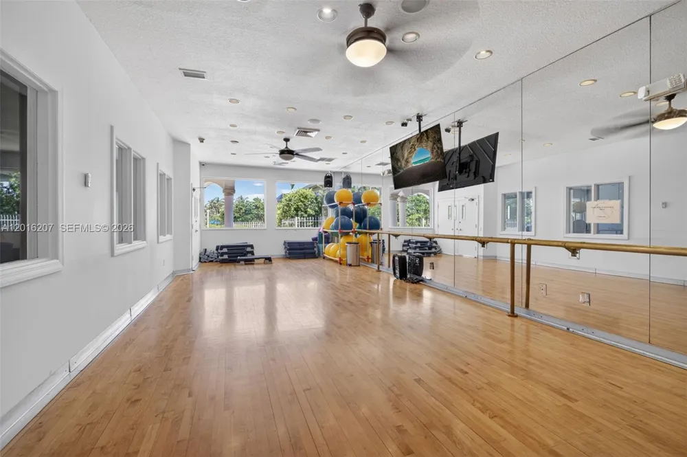 16735 NW 11th Street Pembroke Pines, FL 33028