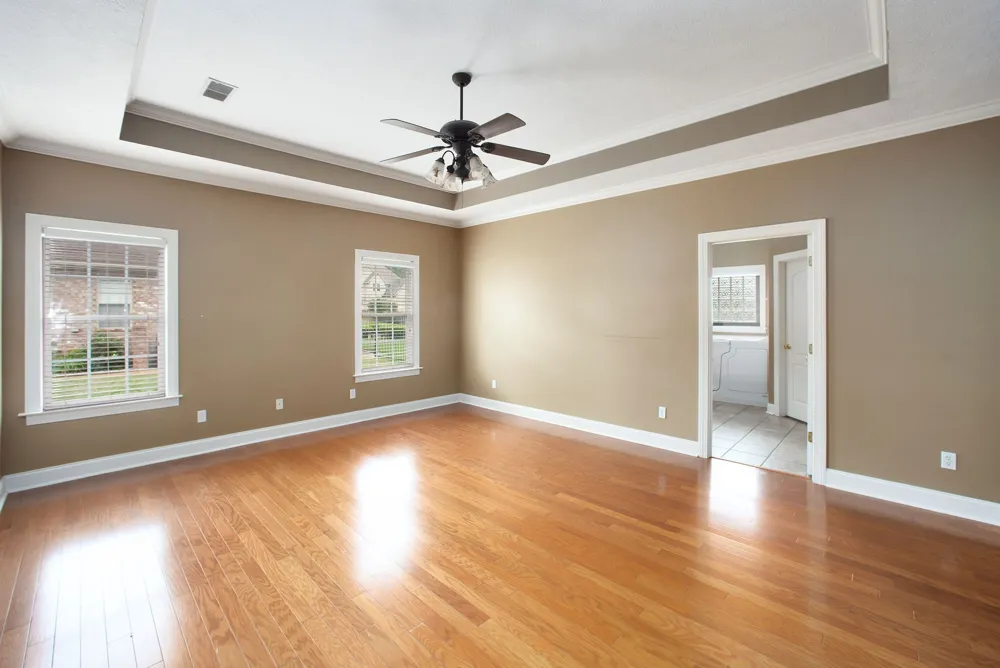 14 Brookhollow Cv Jackson, TN 38305