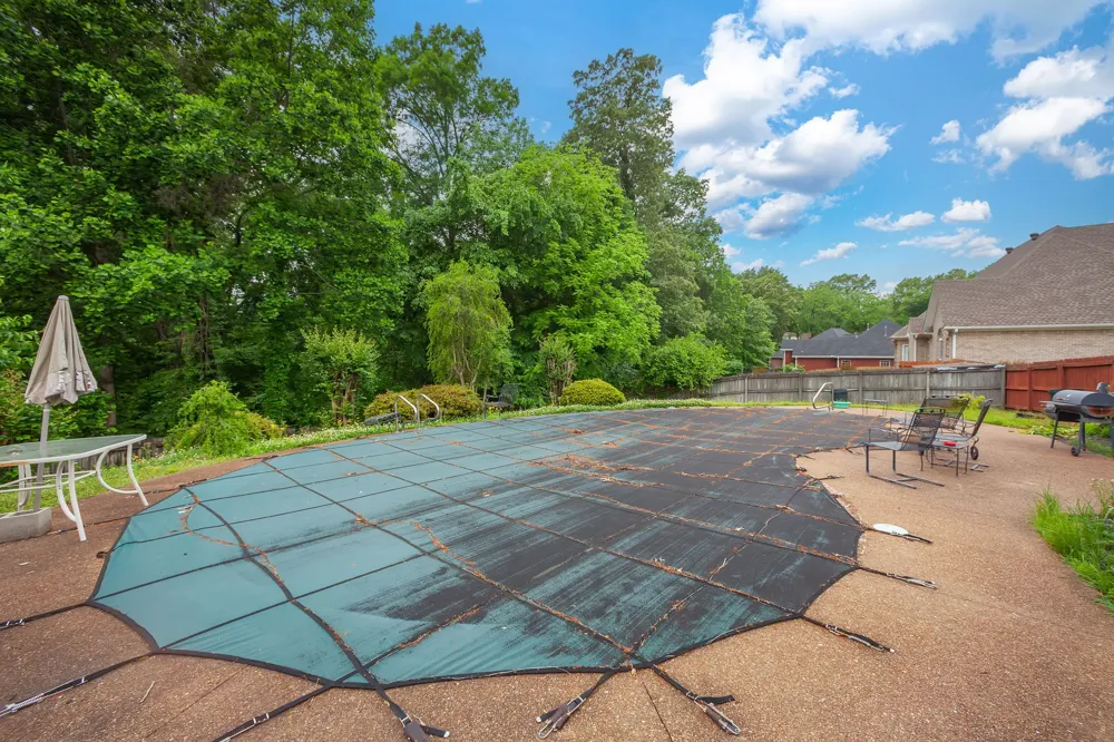 14 Brookhollow Cv Jackson, TN 38305