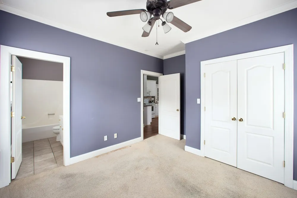 14 Brookhollow Cv Jackson, TN 38305