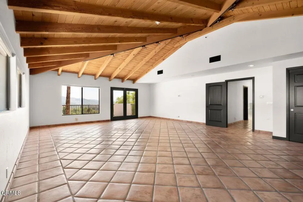 1119 Signal Ojai, CA 93023
