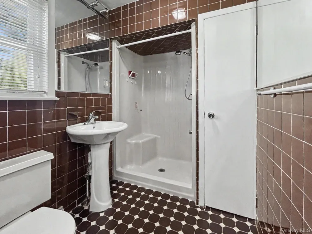 198 Lake Shore Drive E Rock Hill, NY 12775