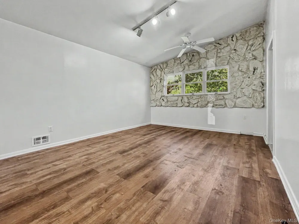 198 Lake Shore Drive E Rock Hill, NY 12775
