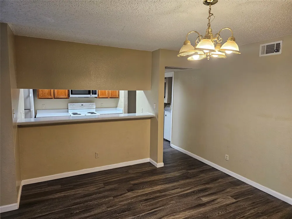 9605 Walnut Street #12106 Dallas, TX 75243