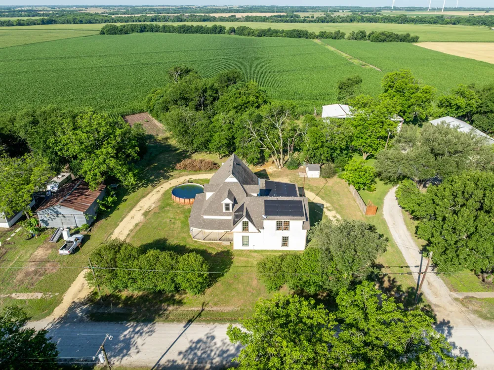 700 Harrel Avenue Bynum, TX 76631