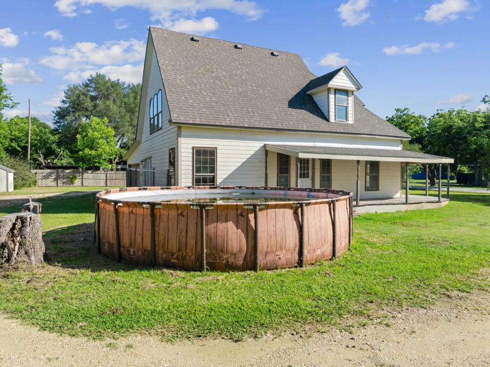 700 Harrel Avenue Bynum, TX 76631