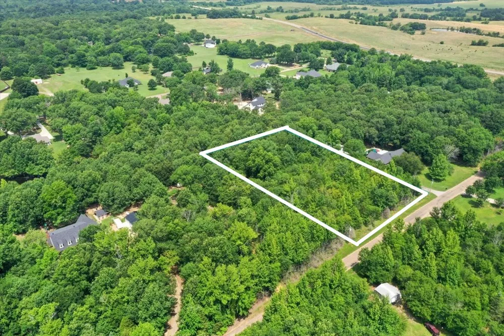 CR 4425 Mt Pleasant, TX 75455