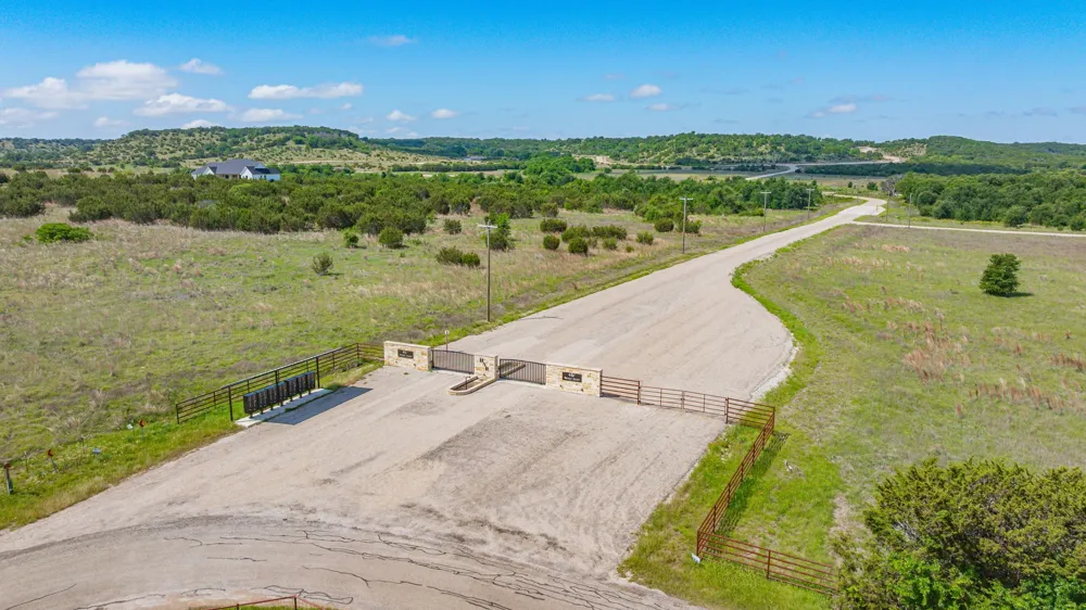 1538 Hidden Valley Road Glen Rose, TX 76043