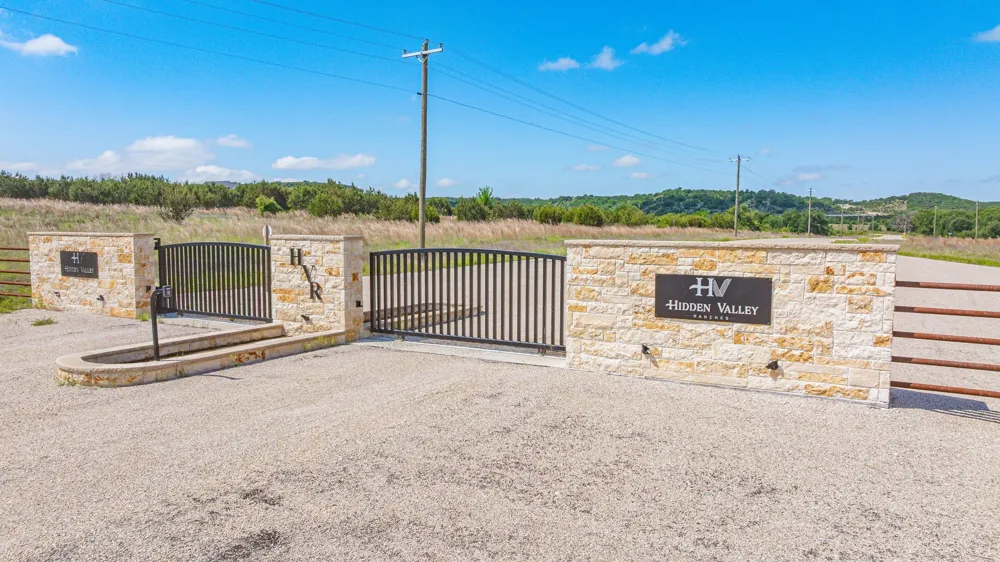 1538 Hidden Valley Road Glen Rose, TX 76043