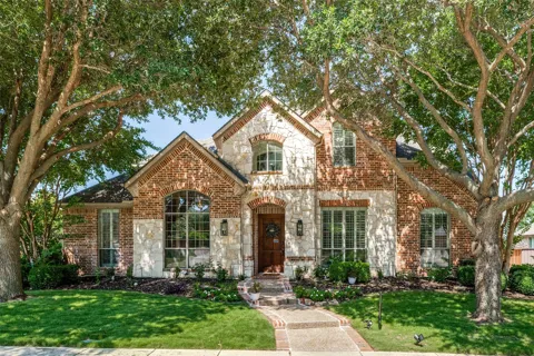 1101 Stonington Drive