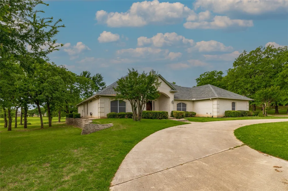 603 Runaway Bay Drive Runaway Bay, TX 76426
