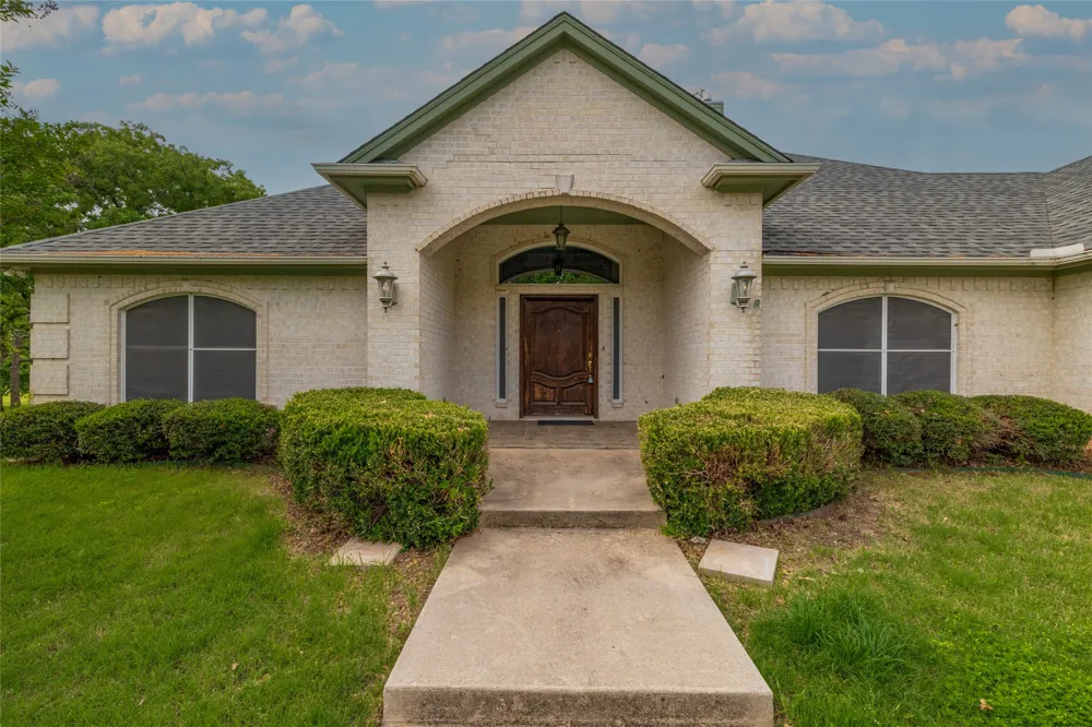 603 Runaway Bay Drive Runaway Bay, TX 76426
