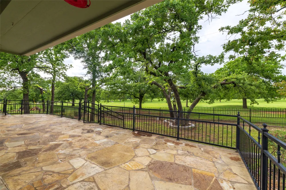 603 Runaway Bay Drive Runaway Bay, TX 76426