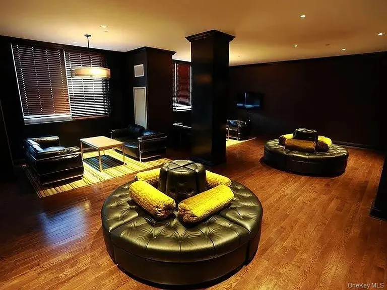 1215 Broadway #603 Astoria, NY 11106