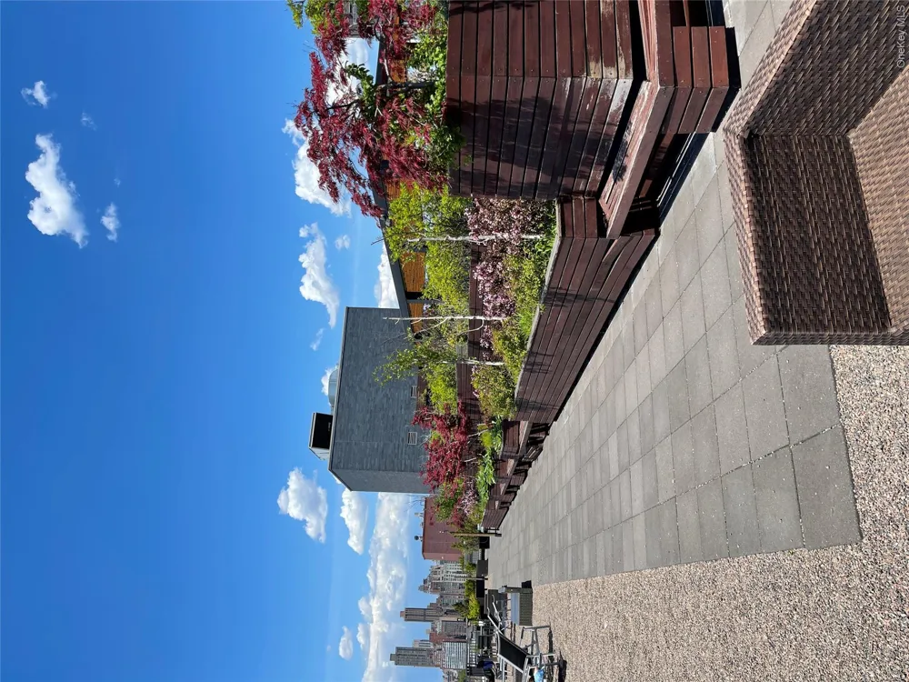 1215 Broadway #603 Astoria, NY 11106