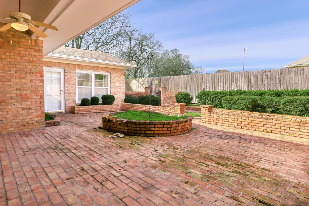 916 Jefferson Avenue Lufkin, TX 75904