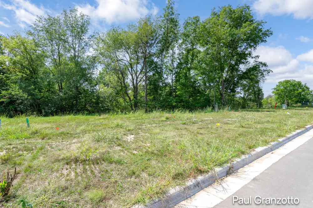 3060 Arbor Creek Avenue SE Kentwood, MI 49512