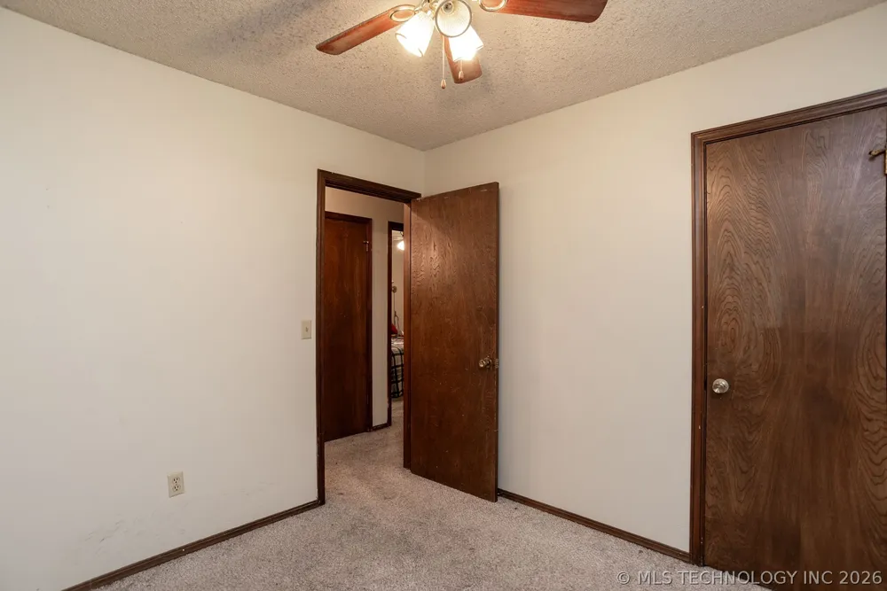 104 NE 7th Perkins, OK 74059