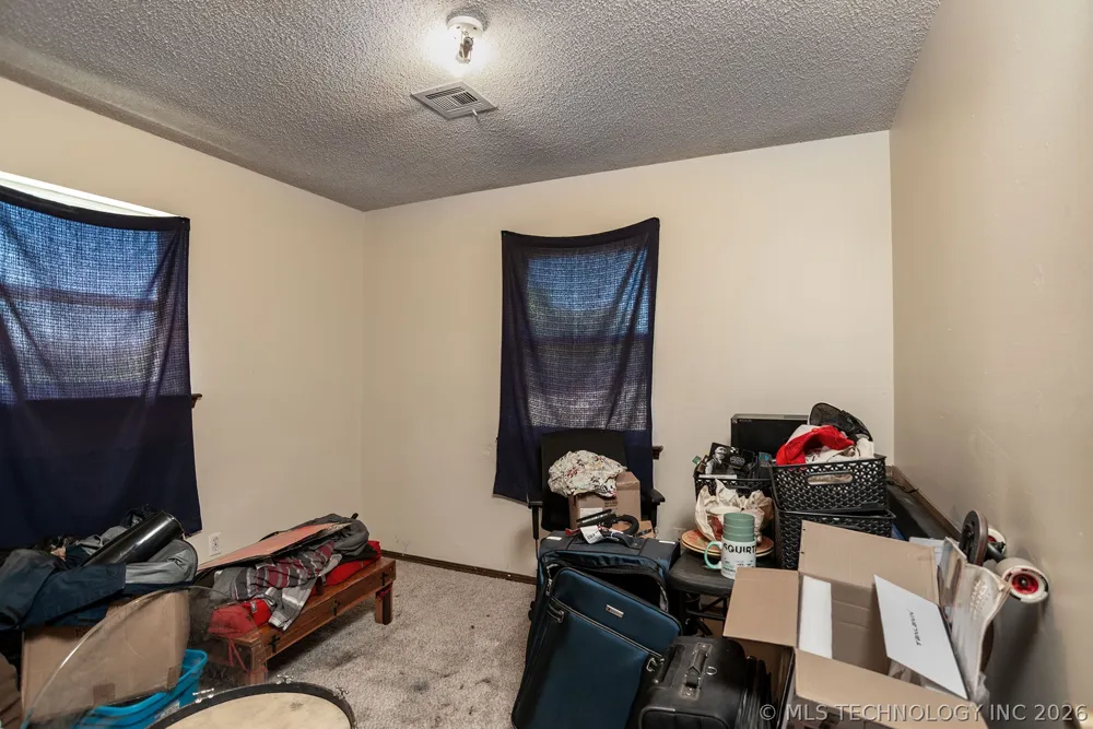 104 NE 7th Perkins, OK 74059