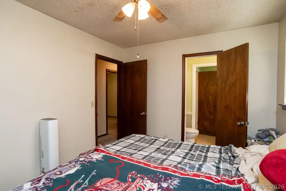 104 NE 7th Perkins, OK 74059