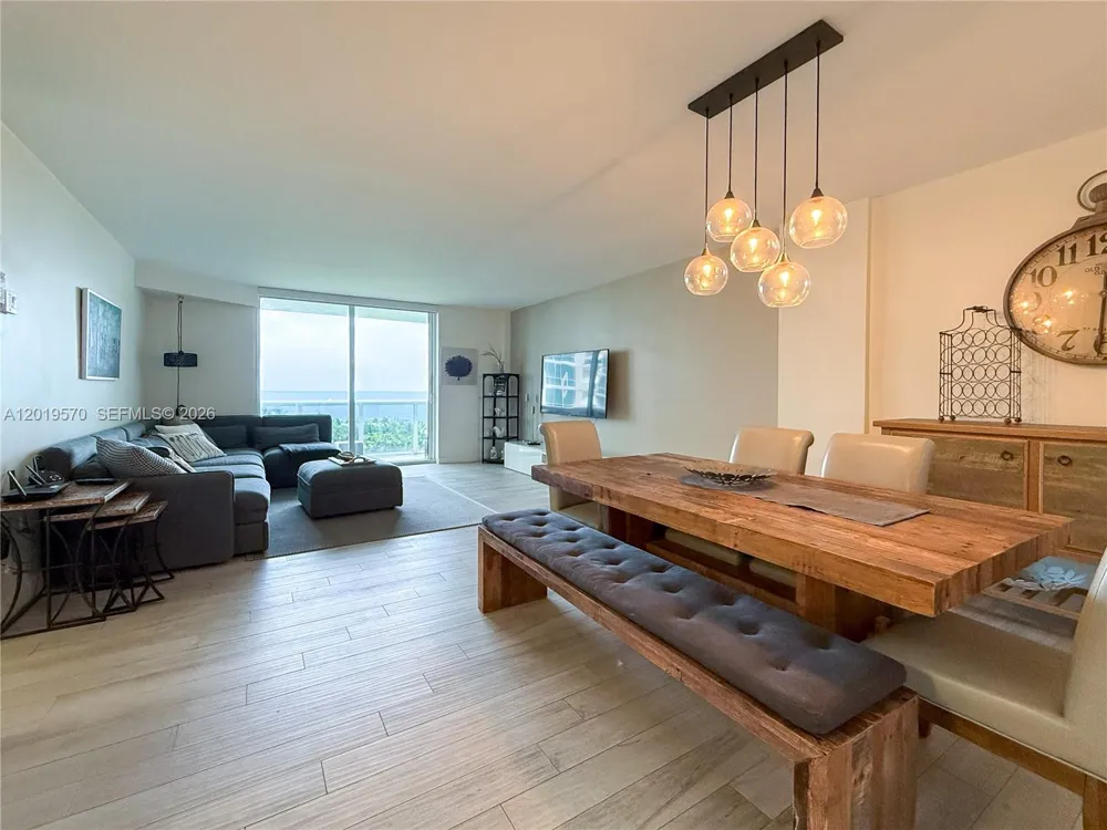 10275 Collins Ave #634 Bal Harbour, FL 33154
