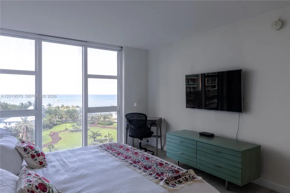 10275 Collins Ave #634 Bal Harbour, FL 33154