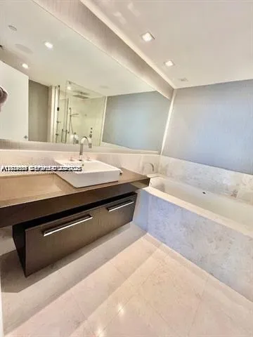 17121 Collins Ave #1003 Sunny Isles Beach, FL 33160
