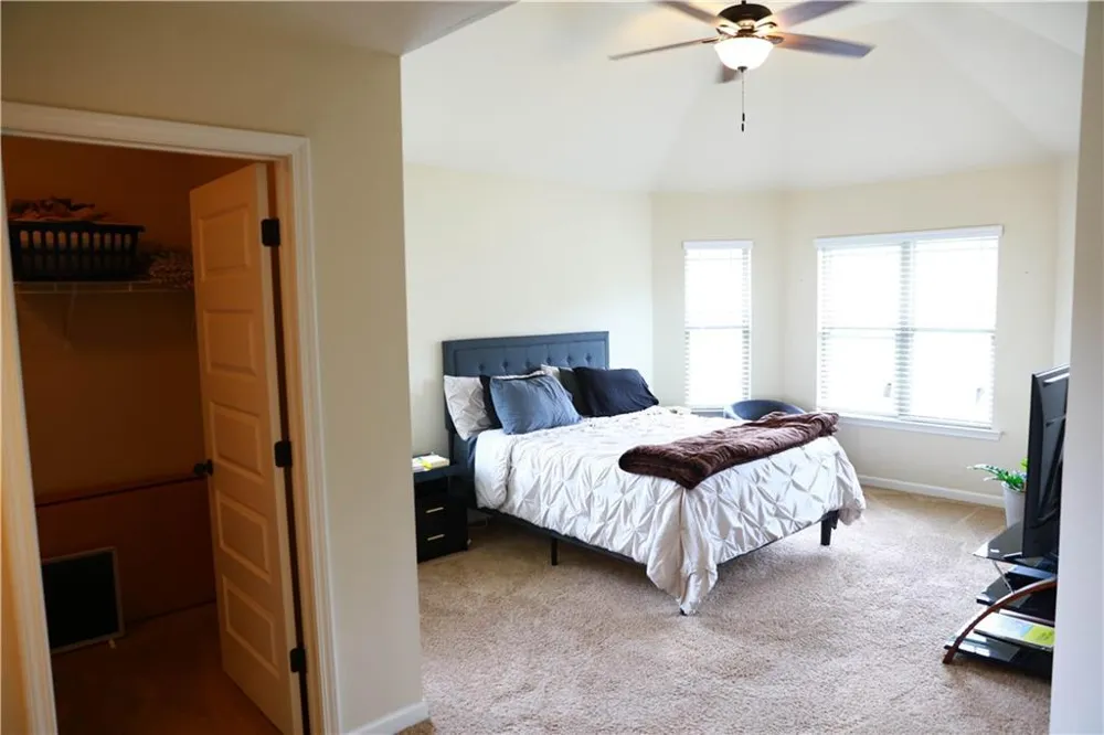 5626 Casa Blanca Lane Atlanta, GA 30331