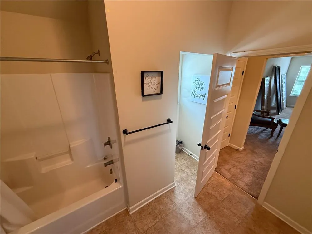 5626 Casa Blanca Lane Atlanta, GA 30331