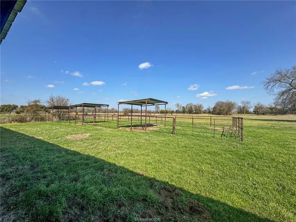 Hudson Farms Road - Tract 5 - 12 Acres Franklin, TX 77859