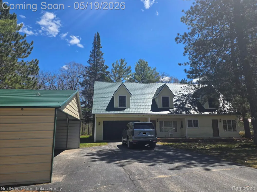 1378 National City Road Grant Township, MI 48748