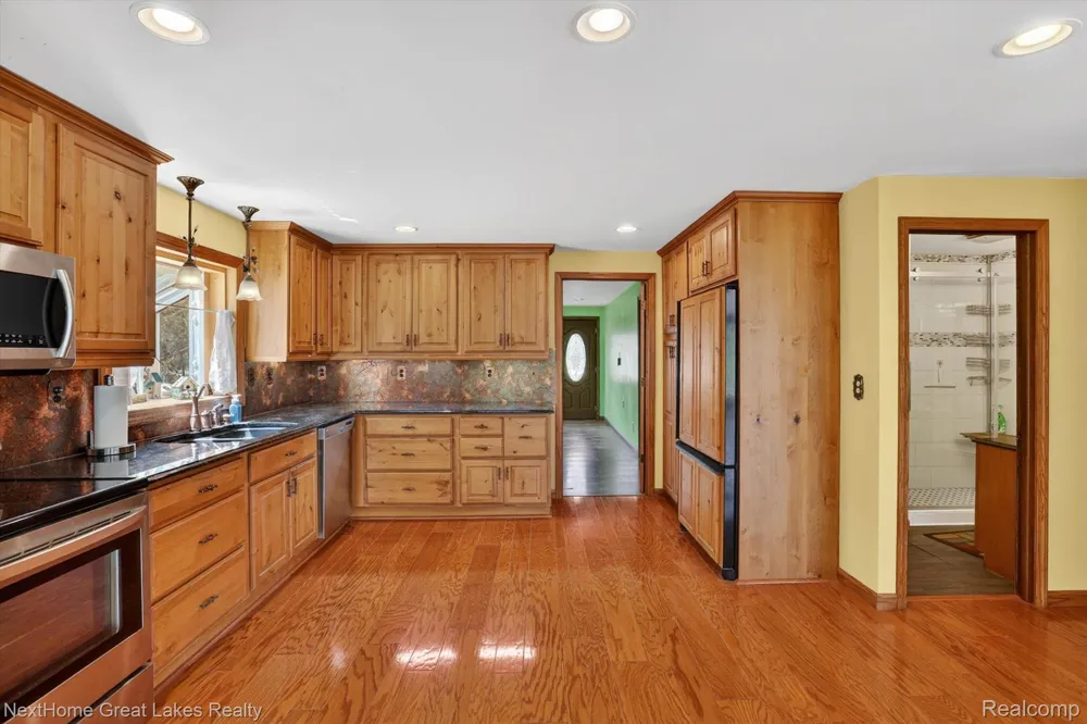 1378 National City Road Grant Township, MI 48748