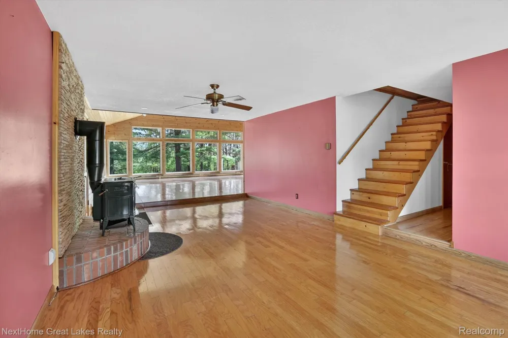 1378 National City Road Grant Township, MI 48748